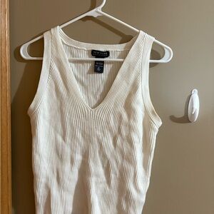 New York & Company White Ribbed Sleeveless Tank Top